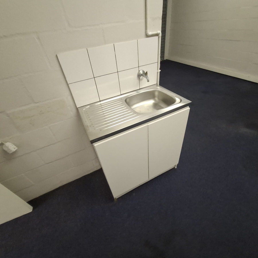 To Let commercial Property for Rent in Montague Gardens Western Cape